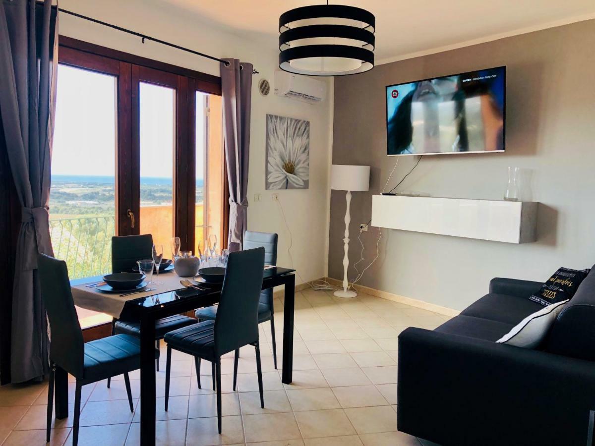 Calypso Home Sea View Badesi Exteriör bild